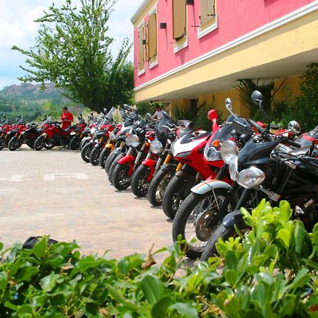 Hotel La Meridiana Urbino Eksteriør billede