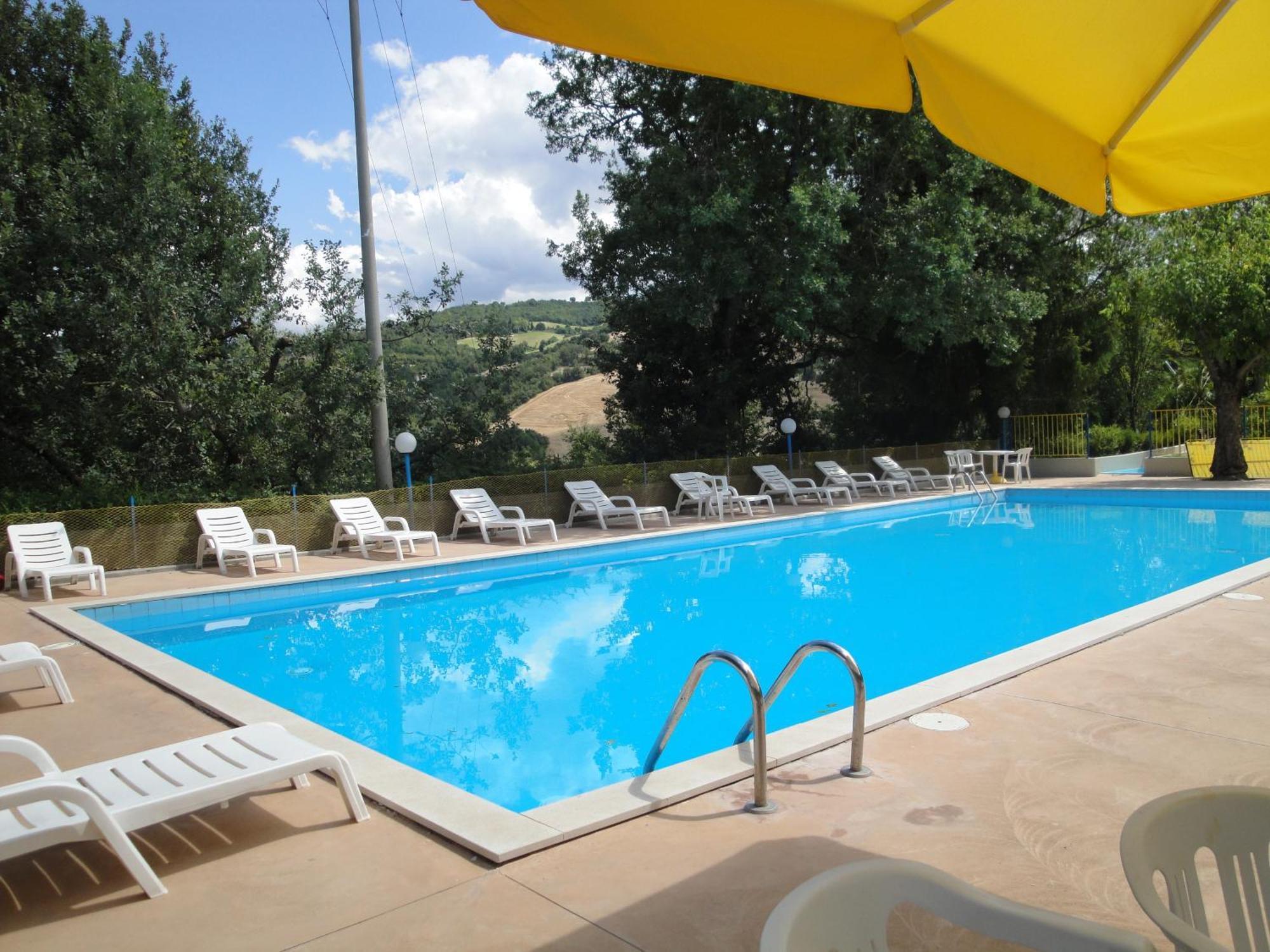 Hotel La Meridiana Urbino Eksteriør billede
