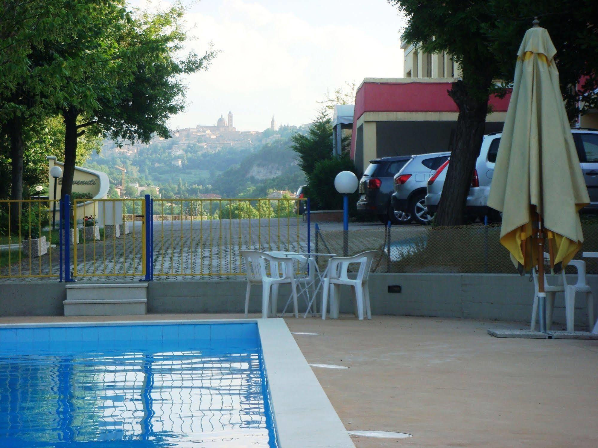Hotel La Meridiana Urbino Eksteriør billede